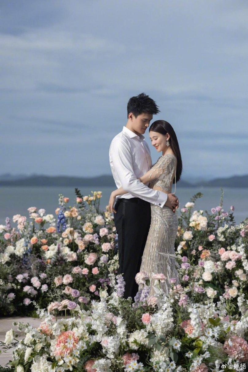 庄月明已经去世31年,李嘉诚每年元旦都会去祭拜,背后有何隐情?